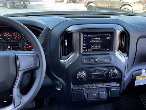 New 2025 Chevrolet Silverado 1500 Custom AWD/4WD image 7