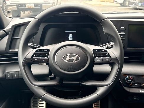 Certified 2025 Hyundai Elantra Sport image 14