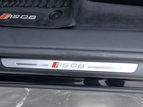 Used 2023 Audi RS Q8 AWD/4WD image 40