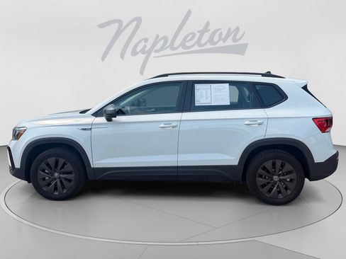 Used 2024 Volkswagen Taos S FWD image 2