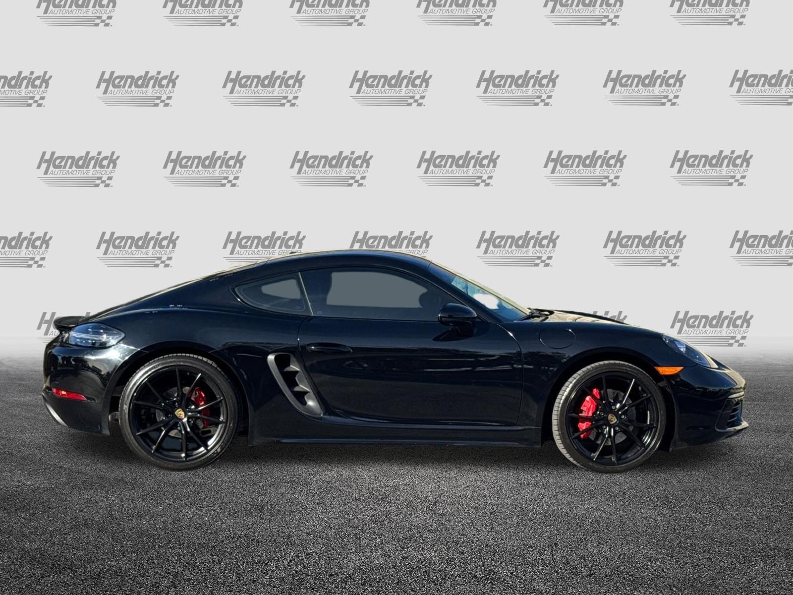 Used 2019 Porsche 718 Cayman S RWD image 3