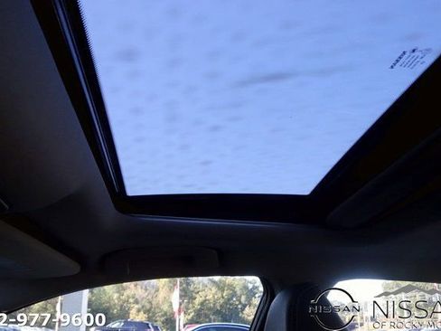 New 2025 Nissan Altima 2.5 SL image 29