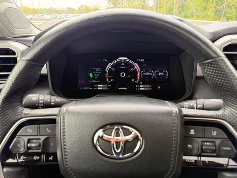 Used 2024 Toyota Tundra Limited image 11