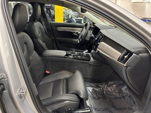 Certified 2024 Volvo S90 T8 Ultimate image 20
