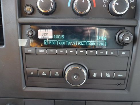 New 2025 Chevrolet Express 3500 w/ Power Convenience Package image 17