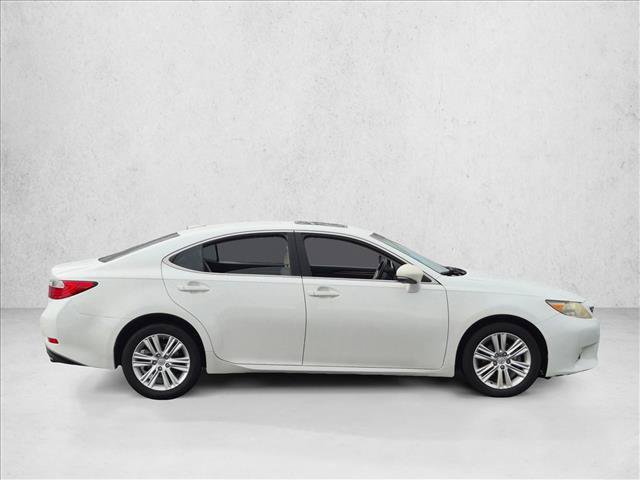 Used 2013 Lexus ES 350 w/ Premium Pkg FWD image 4