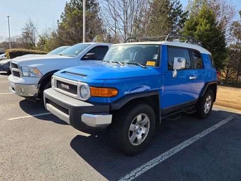 Used 2007 Toyota FJ Cruiser 4WD image 3