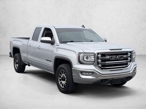 Used 2016 GMC Sierra 1500 SLE w/ SLE Value Package image 3