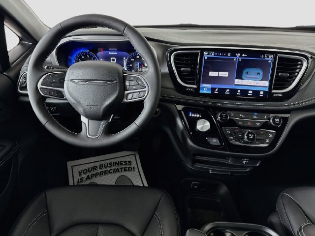 New 2027 Chrysler Pacifica Select AWD/4WD image 22