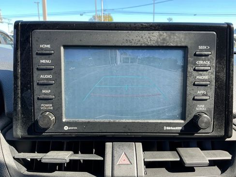 Used 2020 Toyota RAV4 LE image 25