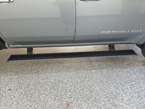 Used 2024 GMC Sierra 2500 Denali Ultimate w/ Max Trailering Package image 10