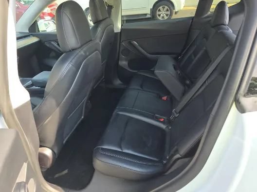 Used 2021 Tesla Model Y Long Range AWD/4WD image 5