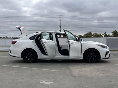 Used 2020 Kia Forte LXS FWD image 30