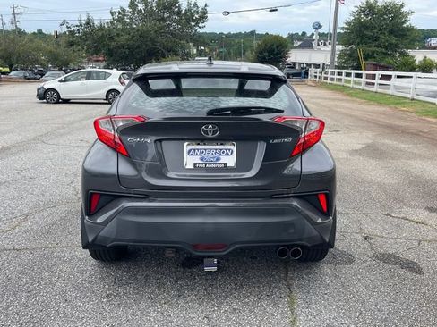 Used 2019 Toyota C-HR Limited FWD image 6