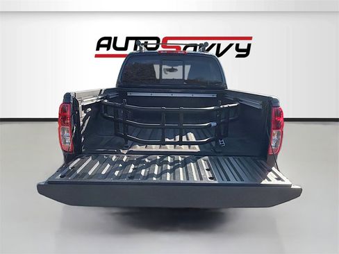 Used 2020 Nissan Frontier PRO-4X w/ Pro-4x Utility Package image 26