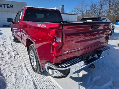 Used 2023 Chevrolet Silverado 1500 LT image 6