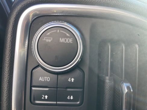 Used 2022 GMC Sierra 2500 AT4 w/ AT4 Premium Plus Package image 30