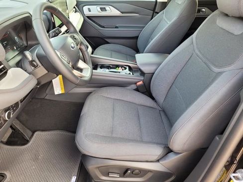 New 2026 Ford Explorer Active image 10