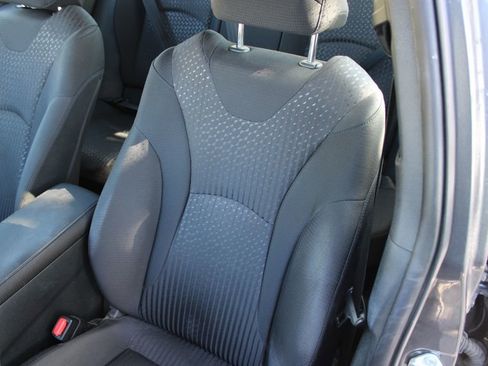 Used 2017 Toyota Prius Three w/ Carpet Mat Package FWD image 16