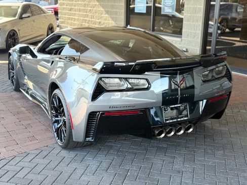 Used 2015 Chevrolet Corvette Z06 w/ 3LZ Preferred Equipment Group image 74