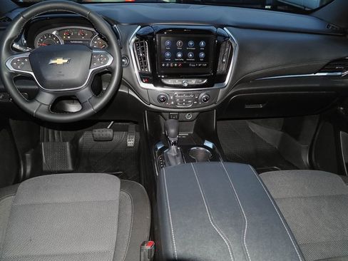 Certified 2023 Chevrolet Traverse LT image 11