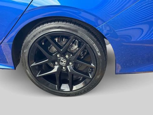 Used 2023 Honda Civic Sport image 11