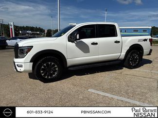 Used 2023 Nissan Titan PRO-4X w/ Pro-4x Convenience Package AWD/4WD video 2