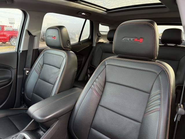 Used 2024 GMC Terrain AT4 w/ Tech Package AWD/4WD image 14