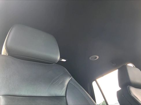 Used 2022 Chevrolet Tahoe LT w/ Luxury Package image 13