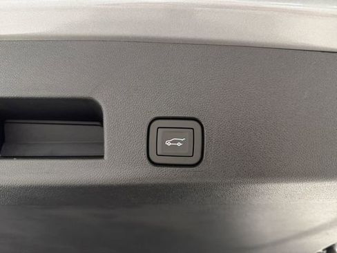 Certified 2026 Chevrolet Traverse LT w/ LPO, Floor Liner Package image 17