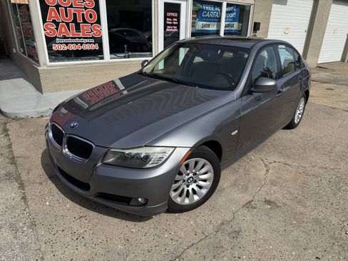 Used 2009 BMW 328i Sedan RWD image 2