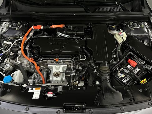 Certified 2022 Honda Accord Touring image 28