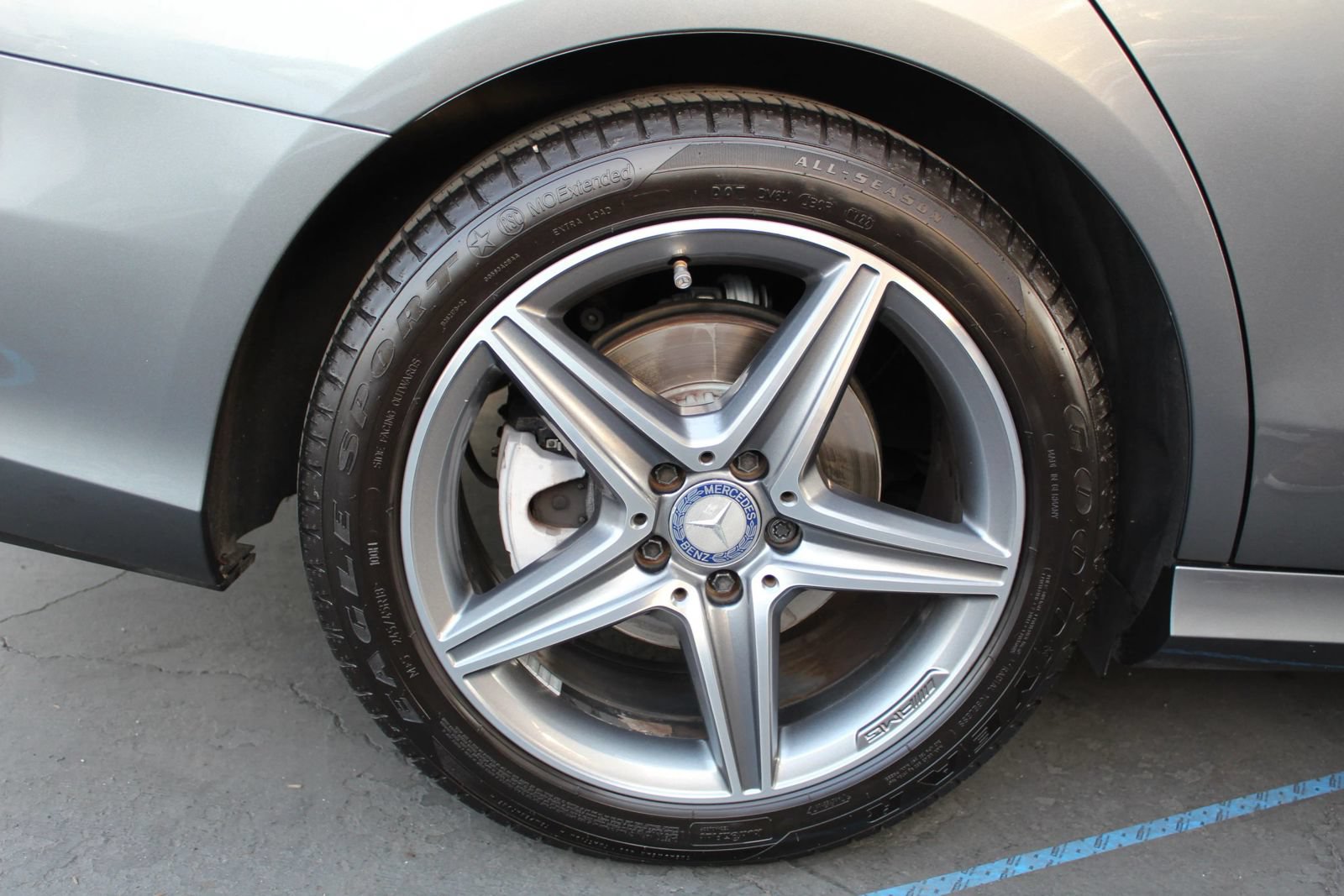 Used 2017 Mercedes-Benz E 300 image 39