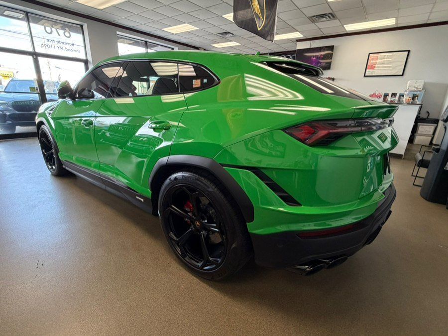 Used 2023 Lamborghini Urus S AWD/4WD image 14