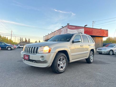 Used 2006 Jeep Grand Cherokee Overland image 3