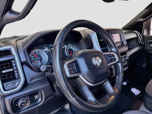 Used 2023 RAM 2500 Big Horn AWD/4WD image 11