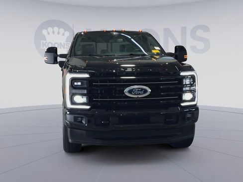 Used 2025 Ford F250 Platinum AWD/4WD image 4