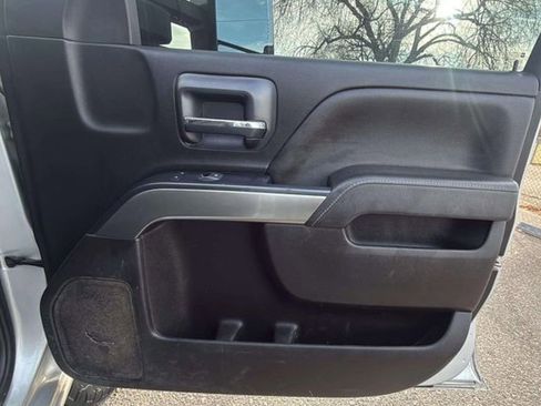 Used 2018 Chevrolet Silverado 2500 LT AWD/4WD image 14