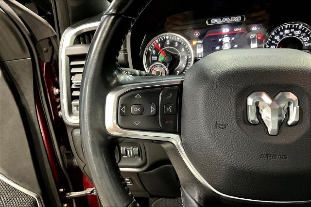 Used 2023 RAM 1500 Laramie AWD/4WD image 12