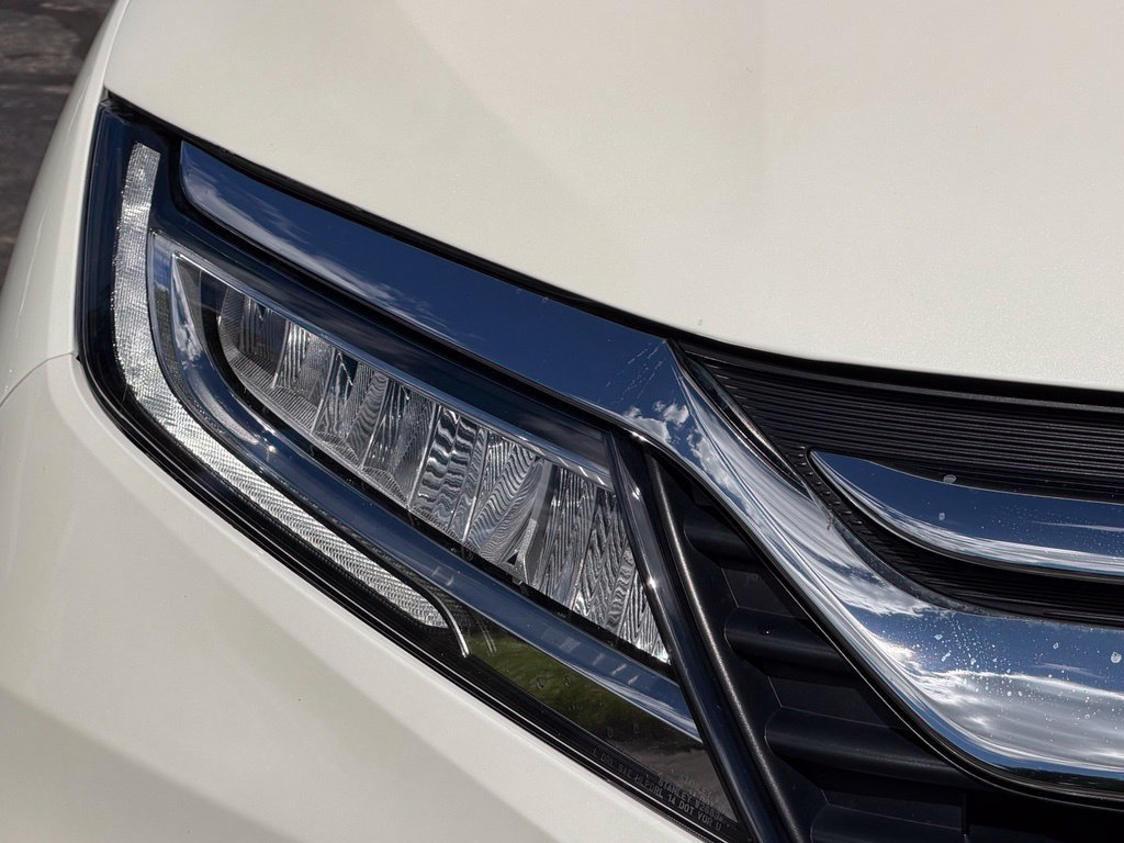 Used 2019 Honda Odyssey Elite image 4