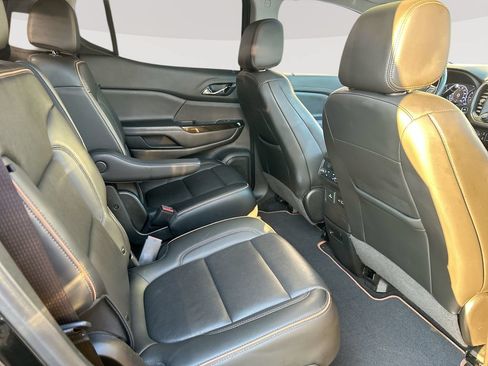 Used 2022 GMC Acadia AT4 w/ Technology Package AWD/4WD image 30
