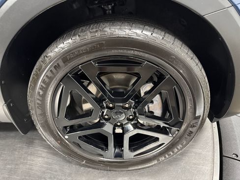 Certified 2025 Kia Telluride SX Prestige X-Line AWD/4WD image 14