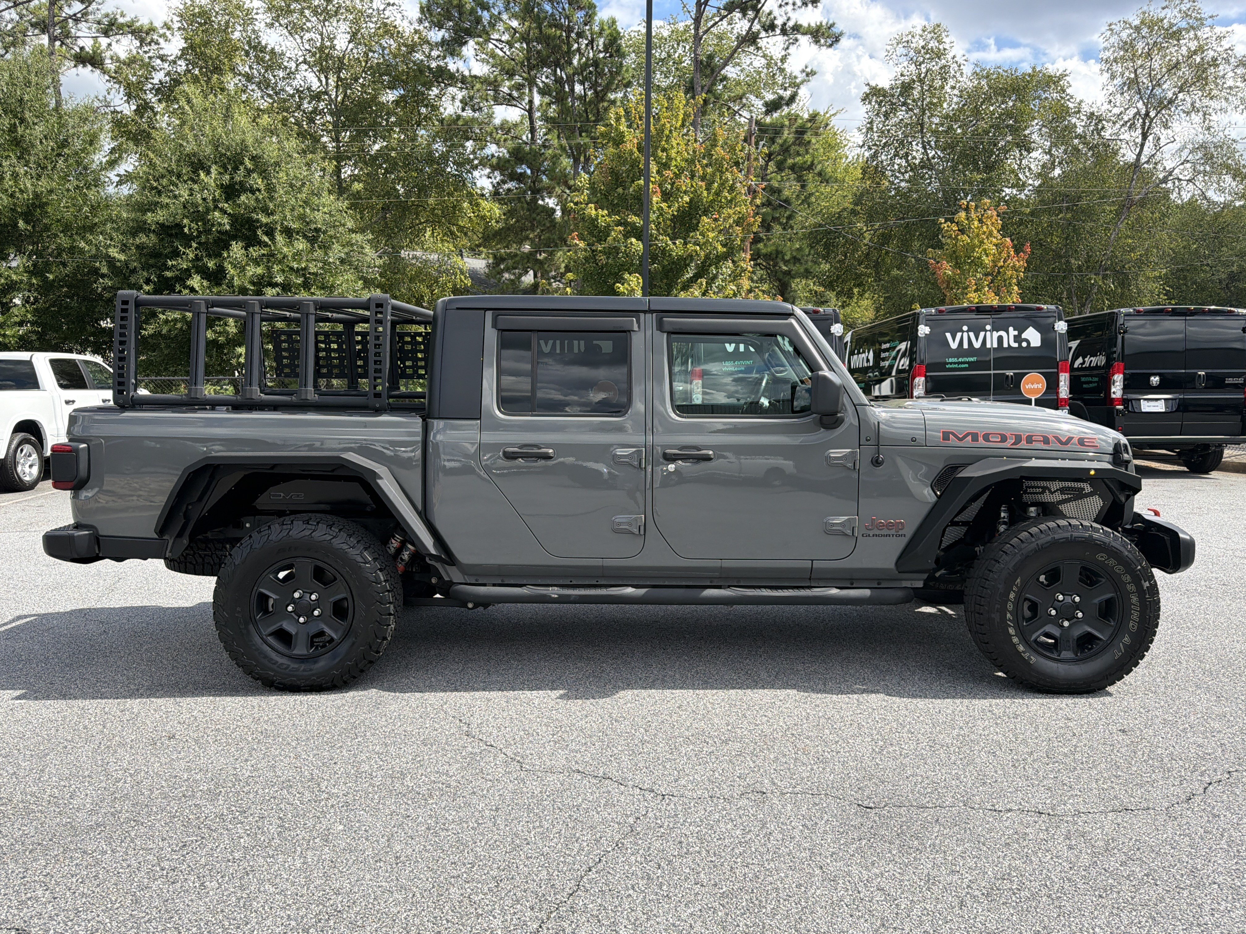 Used 2021 Jeep Gladiator Mojave w/ LED Lighting Group AWD/4WD image 9