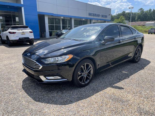 Used 2017 Ford Focus SE FWD image 1