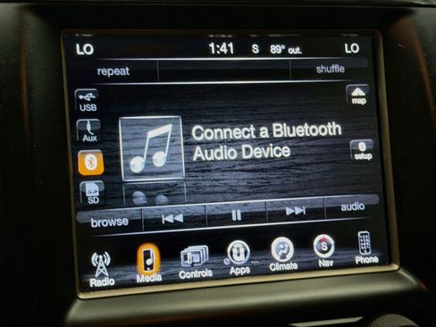 Used 2016 Jeep Grand Cherokee Laredo w/ Quick Order Package 23E RWD image 9