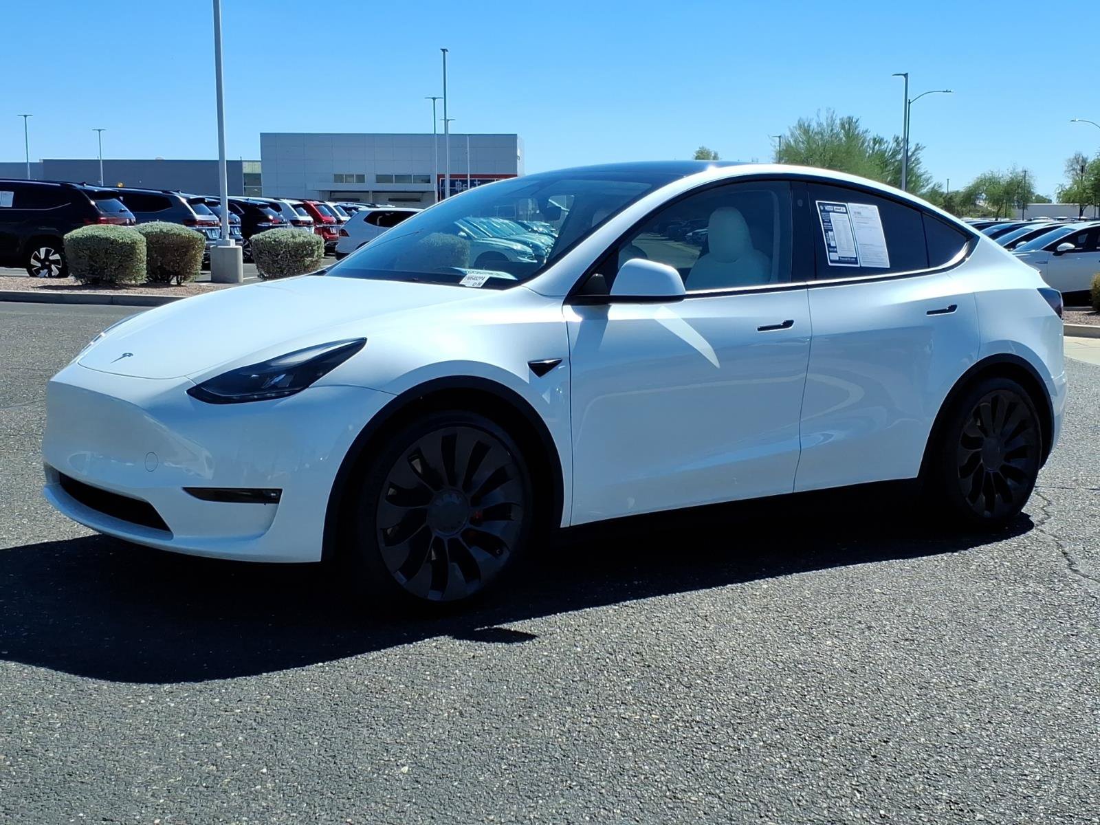 Used 2023 Tesla Model Y Performance AWD/4WD image 3
