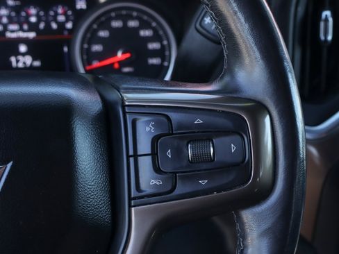 Used 2022 Chevrolet Silverado 1500 High Country w/ Technology Package image 24