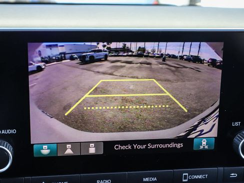 Used 2024 Honda HR-V Sport image 29