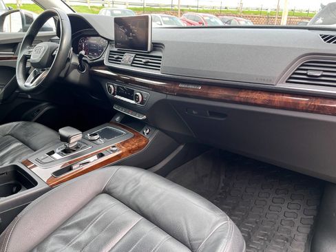 Used 2018 Audi Q5 2.0T Premium Plus w/ Premium Plus Package image 24