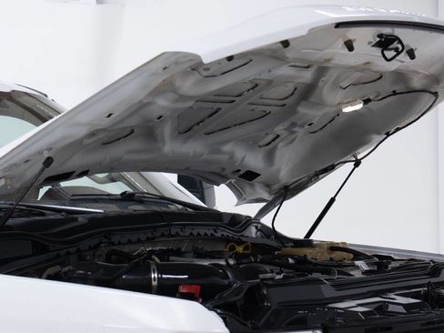 Used 2018 Ford F550 4x4 Regular Cab Super Duty image 71